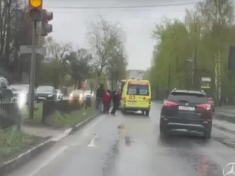 В Ярославле на дороге машина сбила несовершеннолетнюю девочку Новости Ярославля 